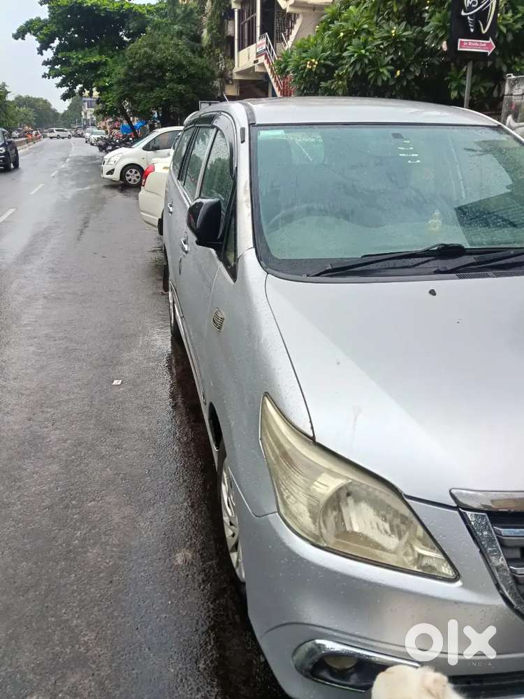 Toyota Innova 2012 Diesel 7 Str