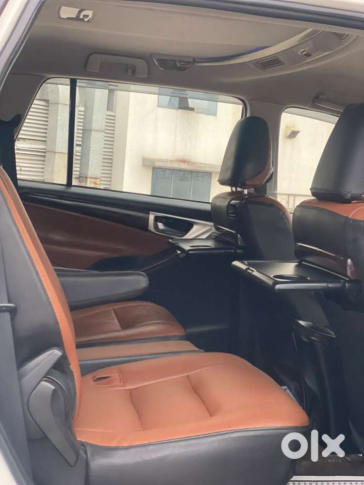 Toyota Innova Crysta 2.8z Automatic, 2017, Diesel
