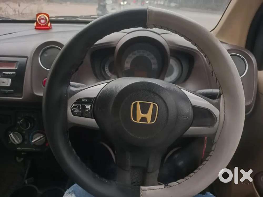 Honda Brio 2012 Petrol Well Maintained