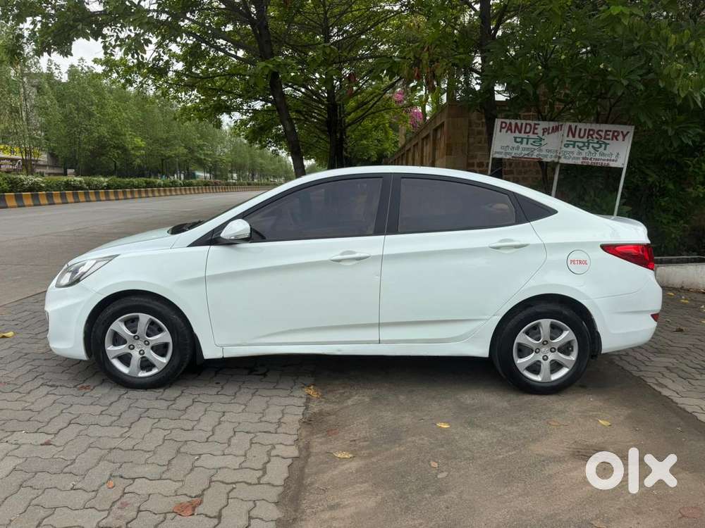 Hyundai Verna 1.6 Ex Vtvt, 2011, Petrol