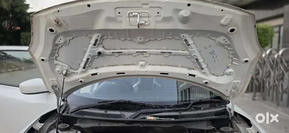 Maruti Suzuki Swift Lxi 2019
