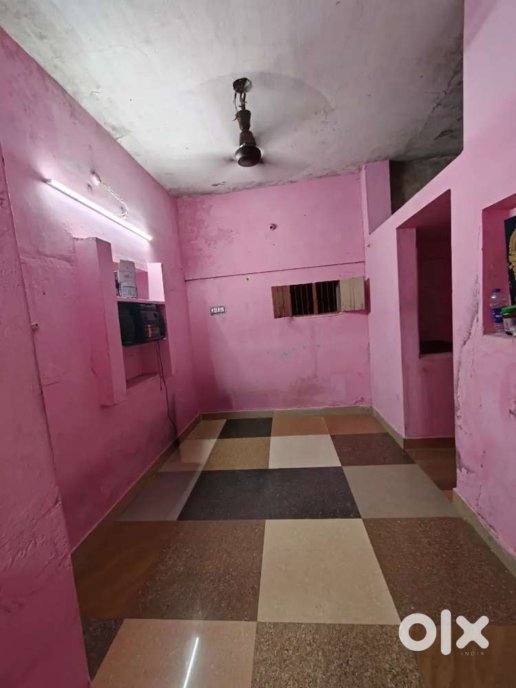 House Rent in Edamalaipatti Pudur 4 k