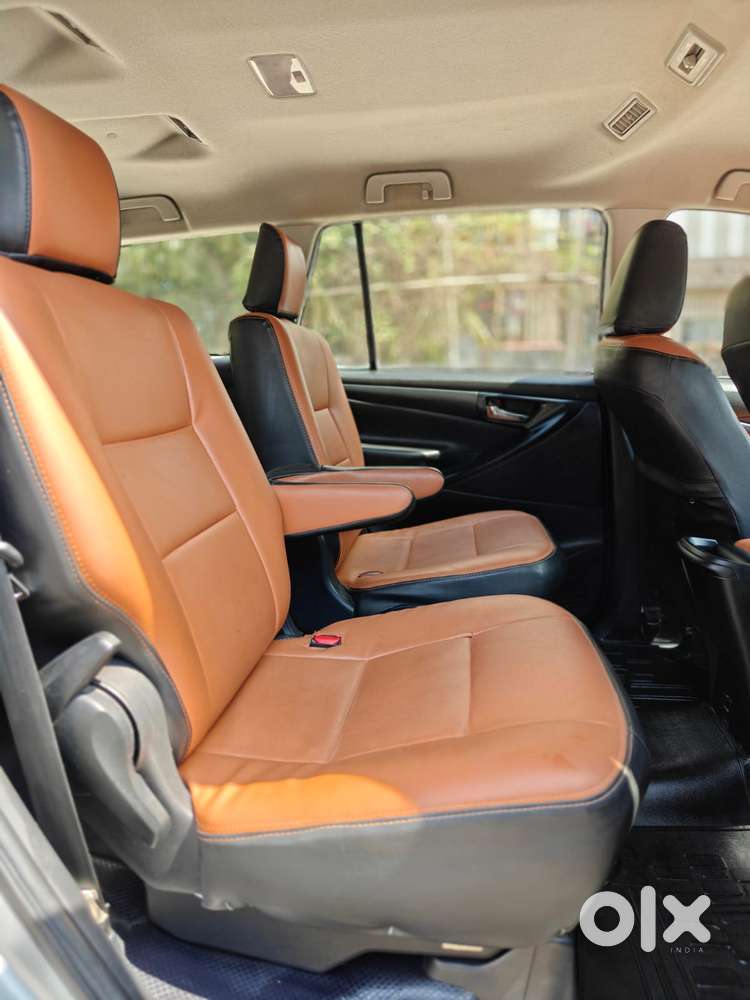 Toyota Innova Crysta