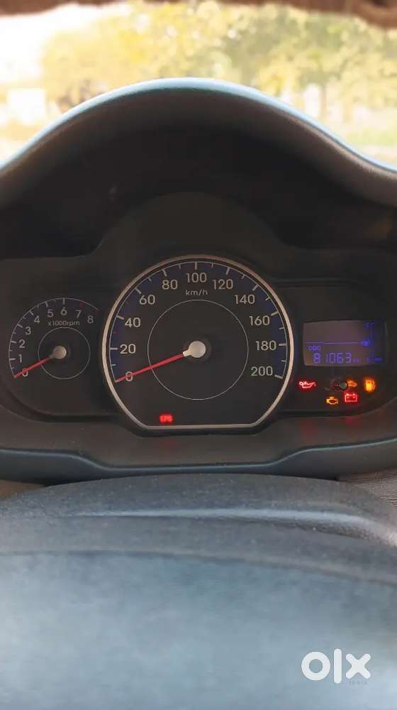 Hyundai I10 2011 Petrol&cng Well Maintained