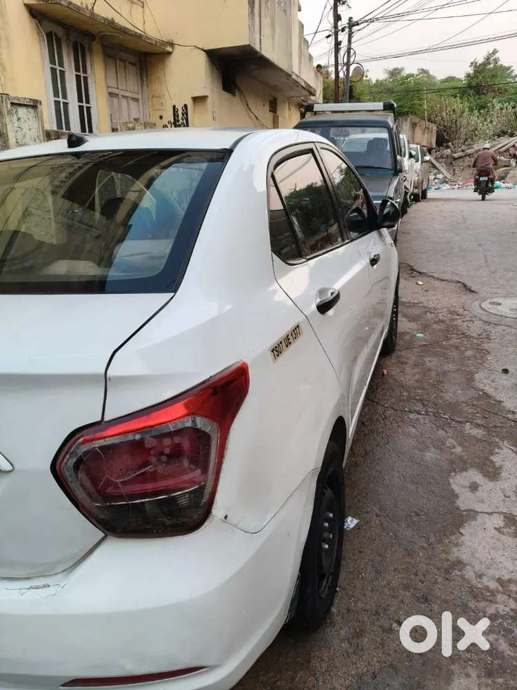 Hyundai Xcent 2016 Diesel 160000 Km Driven