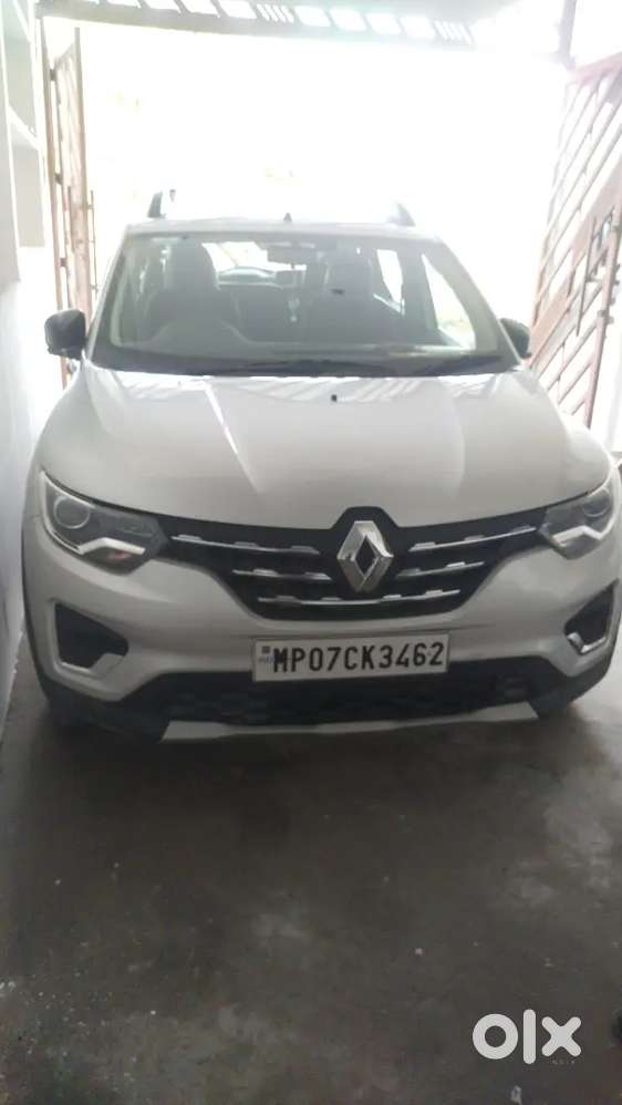 Renault Triber Rxz 2021 Dual Tone