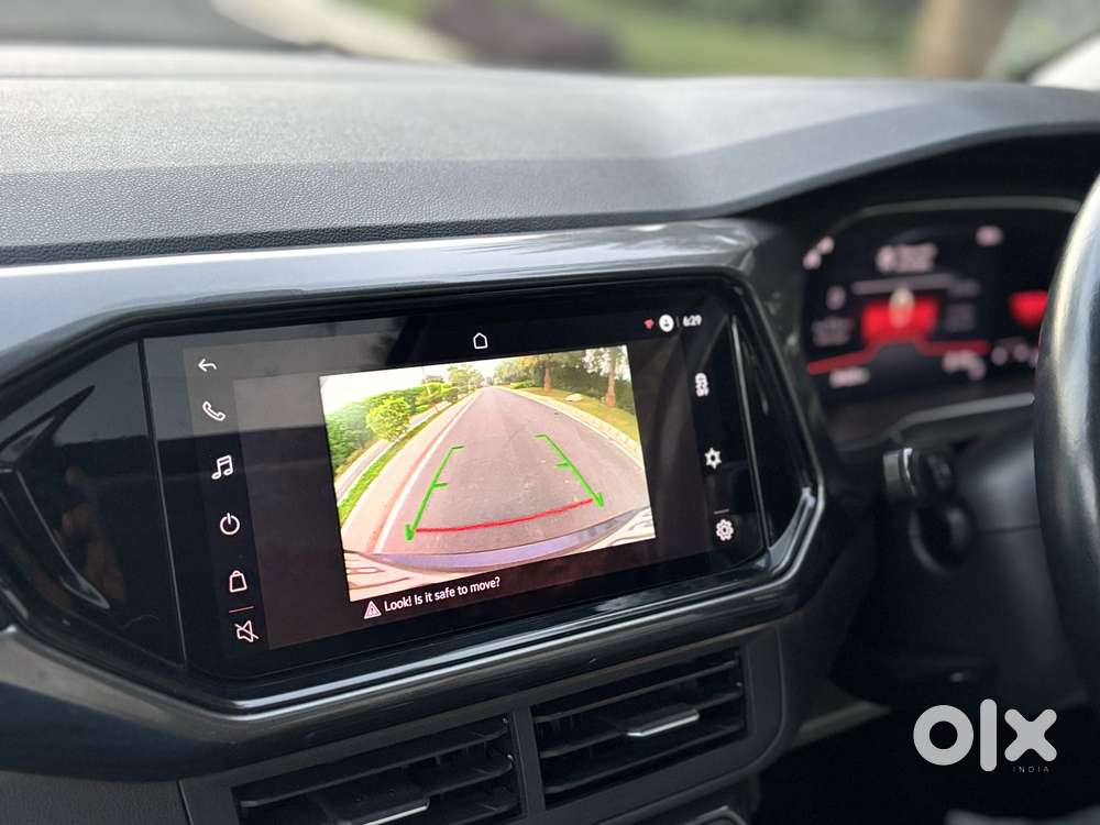 Volkswagen Taigun Topline 1.0 Tsi At (electric Seats), 2023, Petrol