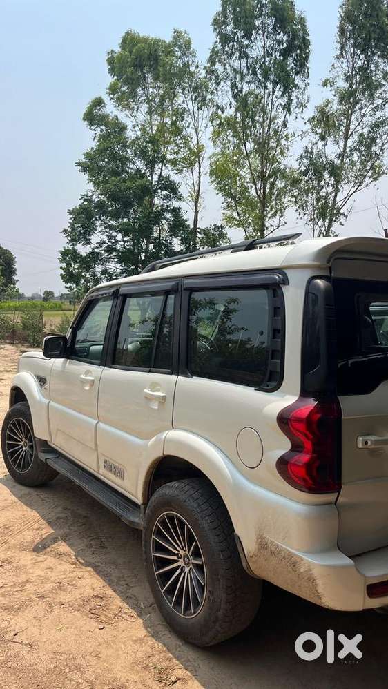 Mahindra Scorpio 2021 Diesel 70000 Km Driven