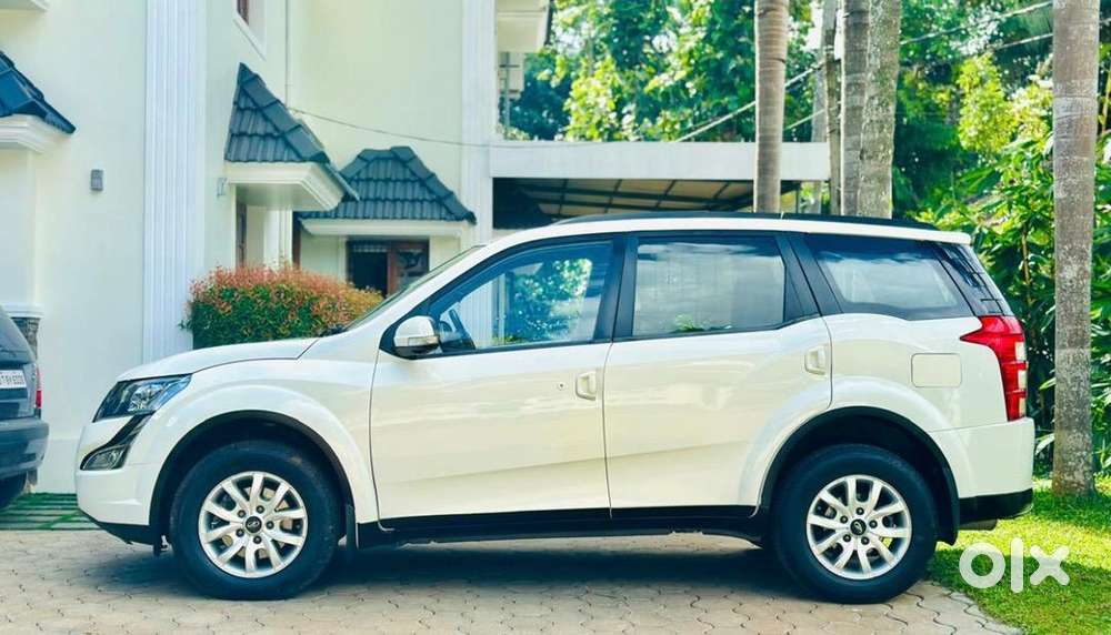 Mahindra Xuv500 2015