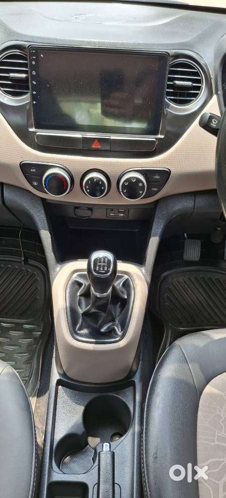 Hyundai Grand I10 Sportz Celebration Edition, 2017, Cng & Hybrids