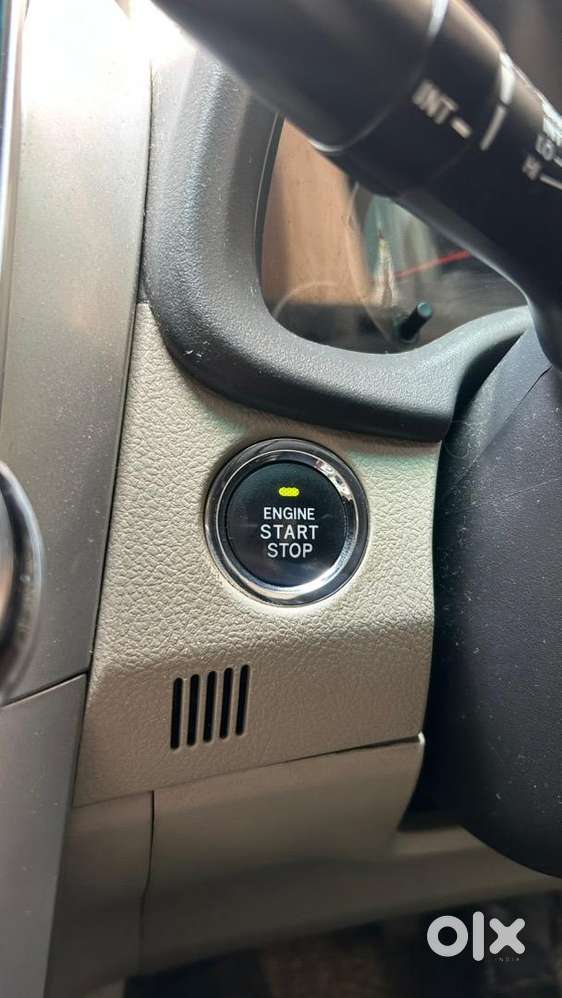 Toyota Corolla Altis 2013 Car