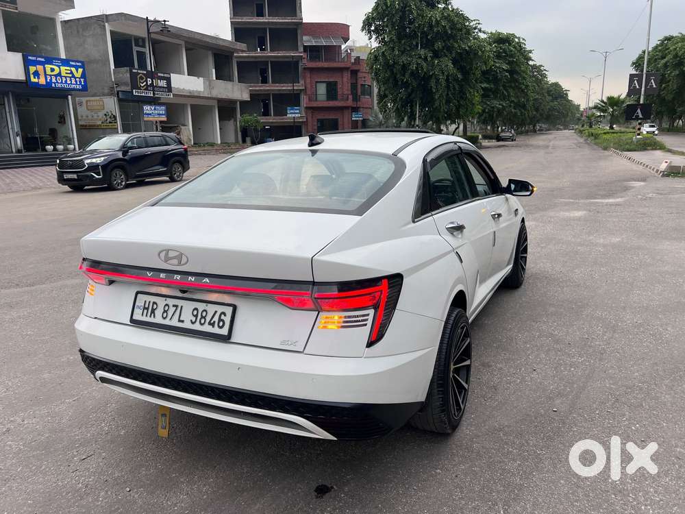 Hyundai New Verna Sx O 1.5 Turbo Gdi Mt, 2023, Petrol