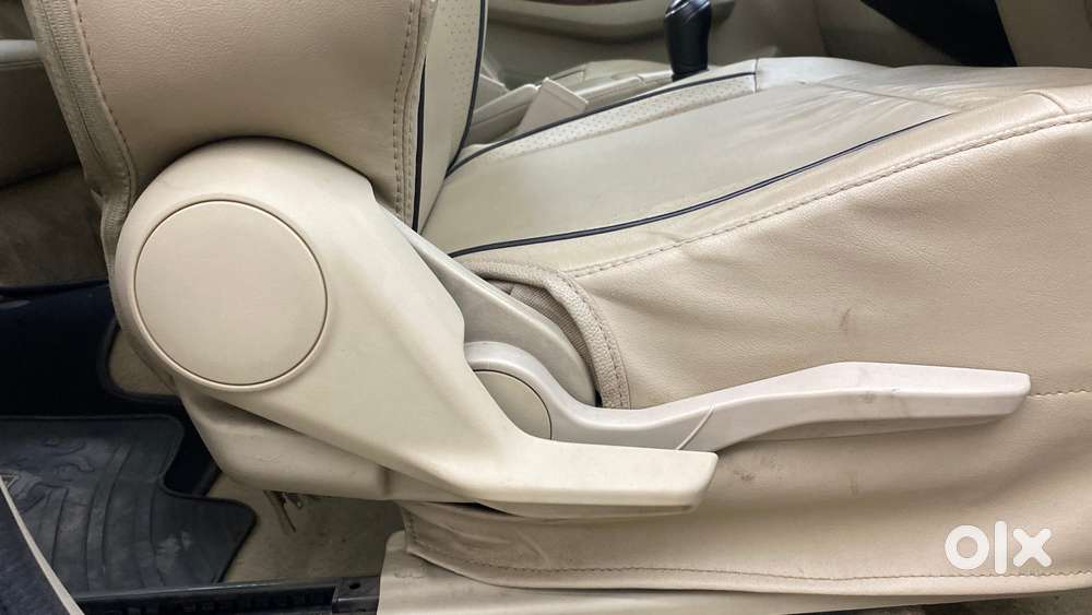 Maruti Suzuki Swift Dzire Zxi + Mt, 2017, Petrol