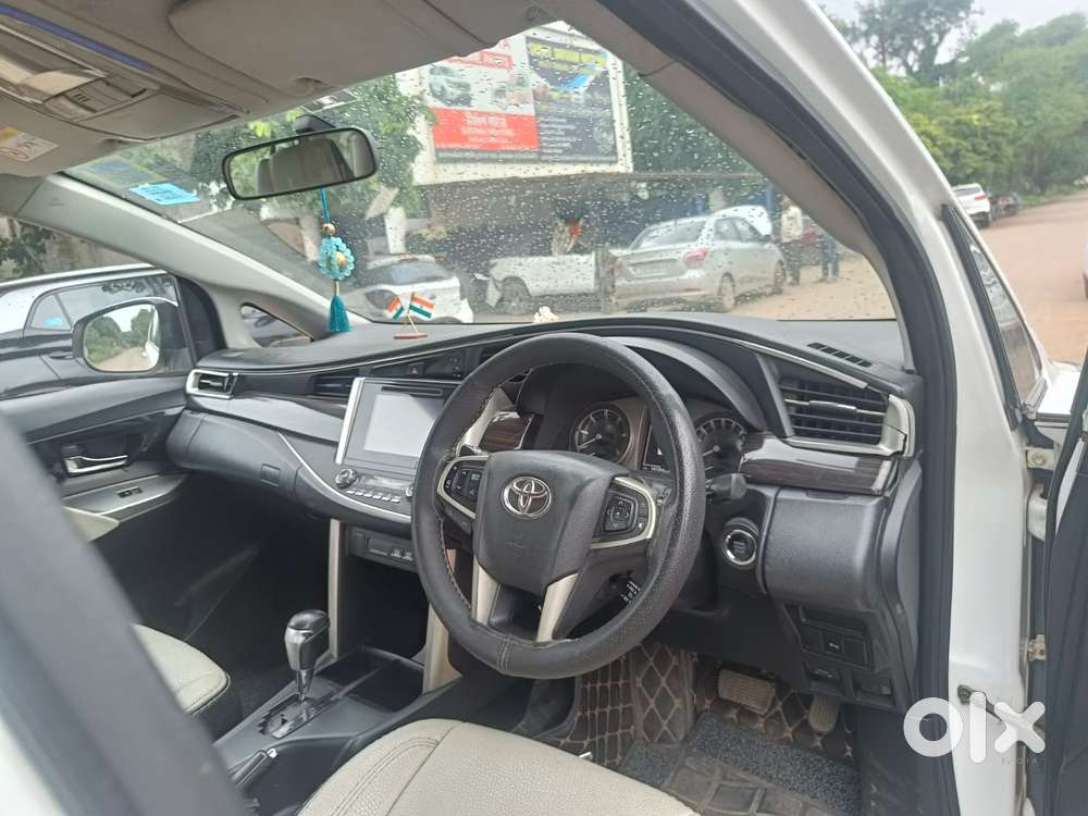 Toyota Innova Crysta 2.8 Z, 2017, Diesel