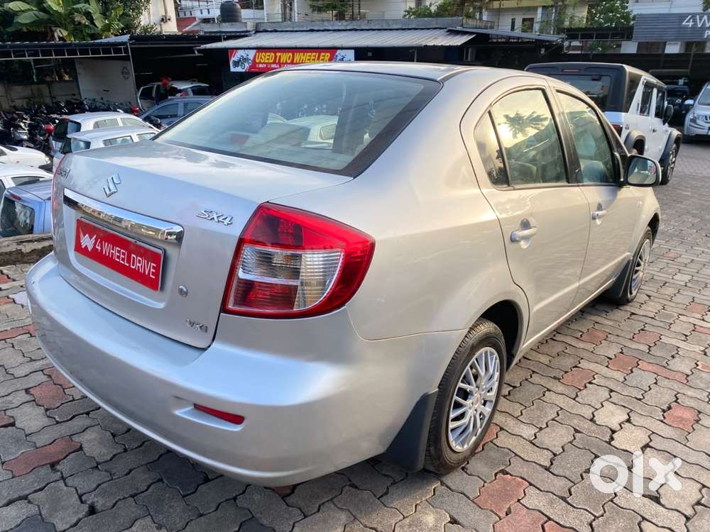Maruti Suzuki Sx4 Vxi Bsiv, 2009, Petrol