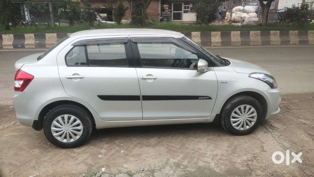Maruti Suzuki Swift Dzire 1.2 Vxi Bsiv, 2017, Petrol