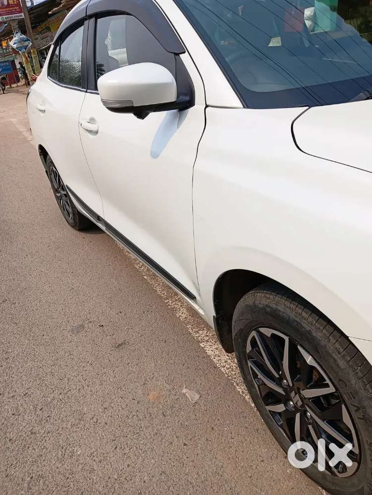 Maruti Suzuki Dzire 2025 Petrol 62300 Km Driven