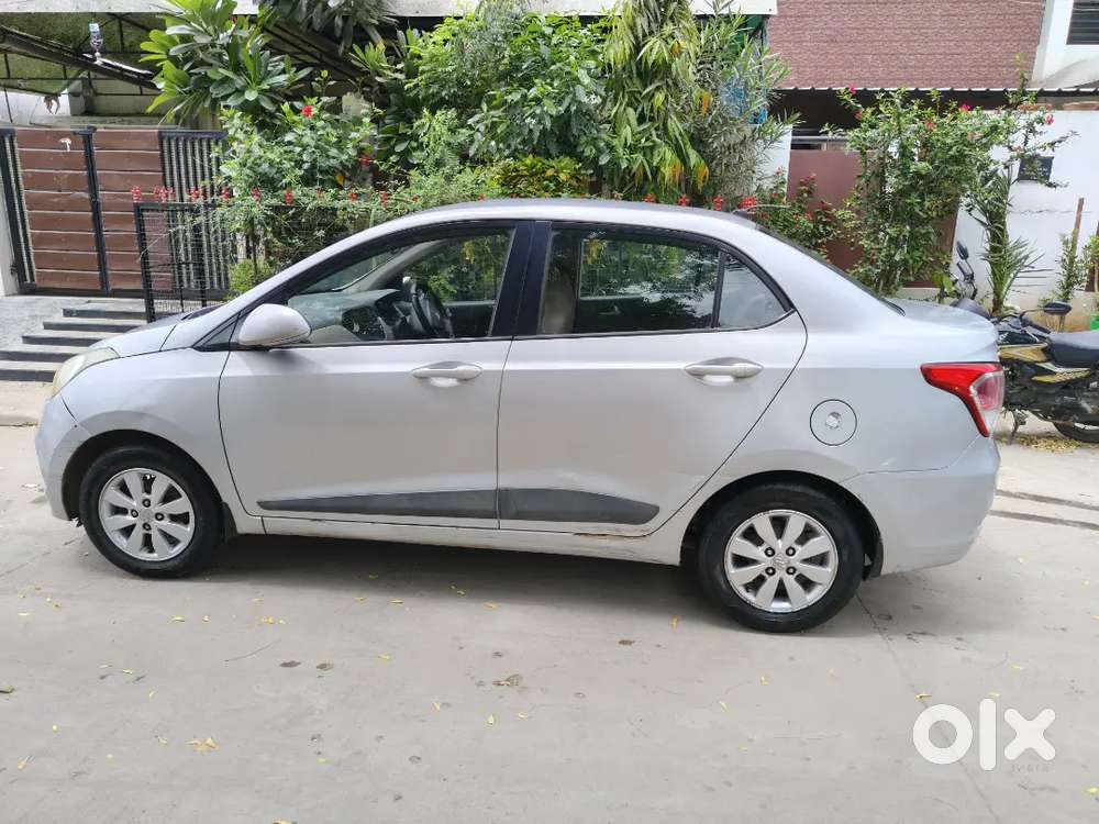 Hyundai Xcent Petrol 2016