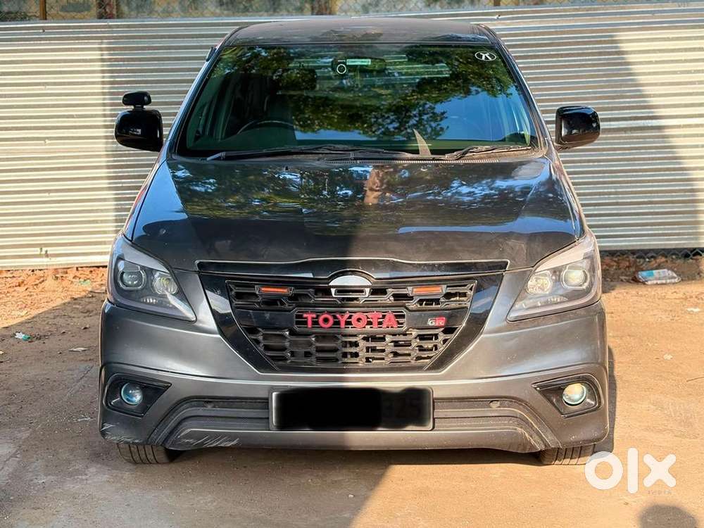 Toyota Innova 2014 Diesel Well Maintained