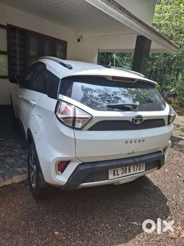 Automatic Car Tata Nexon/petrol/single Owner/52k Km