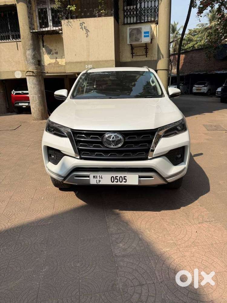 Toyota Fortuner [2021-ongoing] 2.8 2wd Diesel At, 2024, Diesel