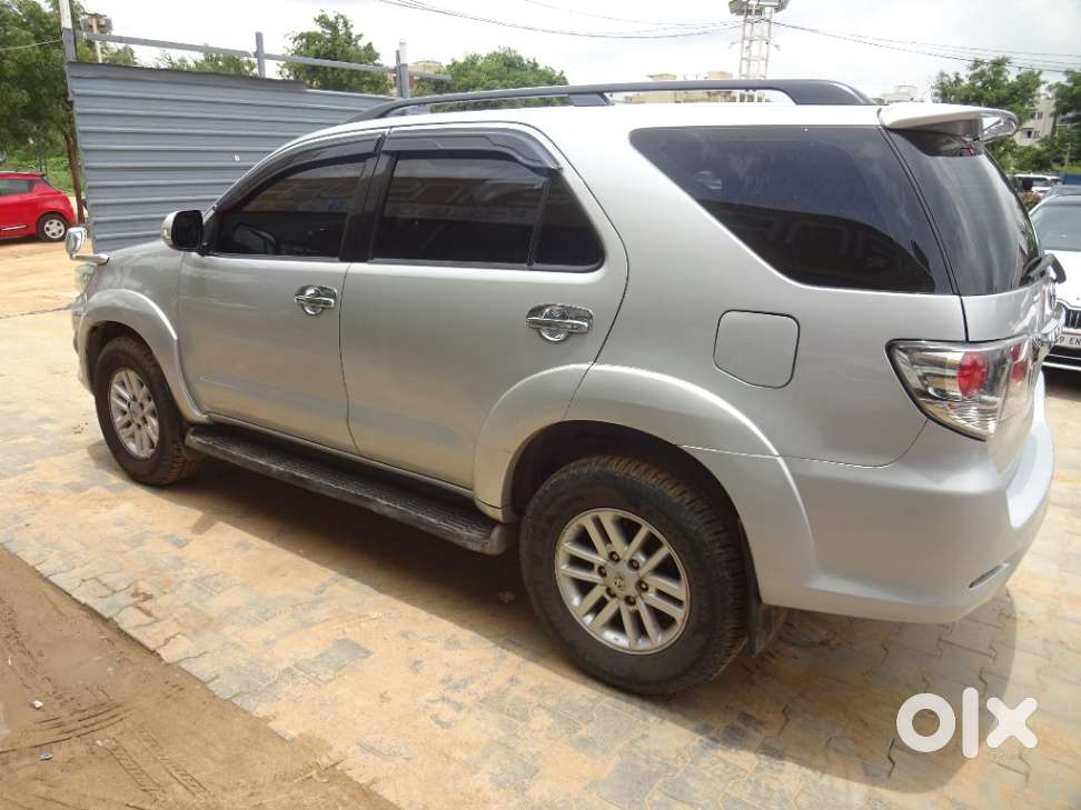 Toyota Fortuner 3.0 4x2 Automatic, 2012, Diesel
