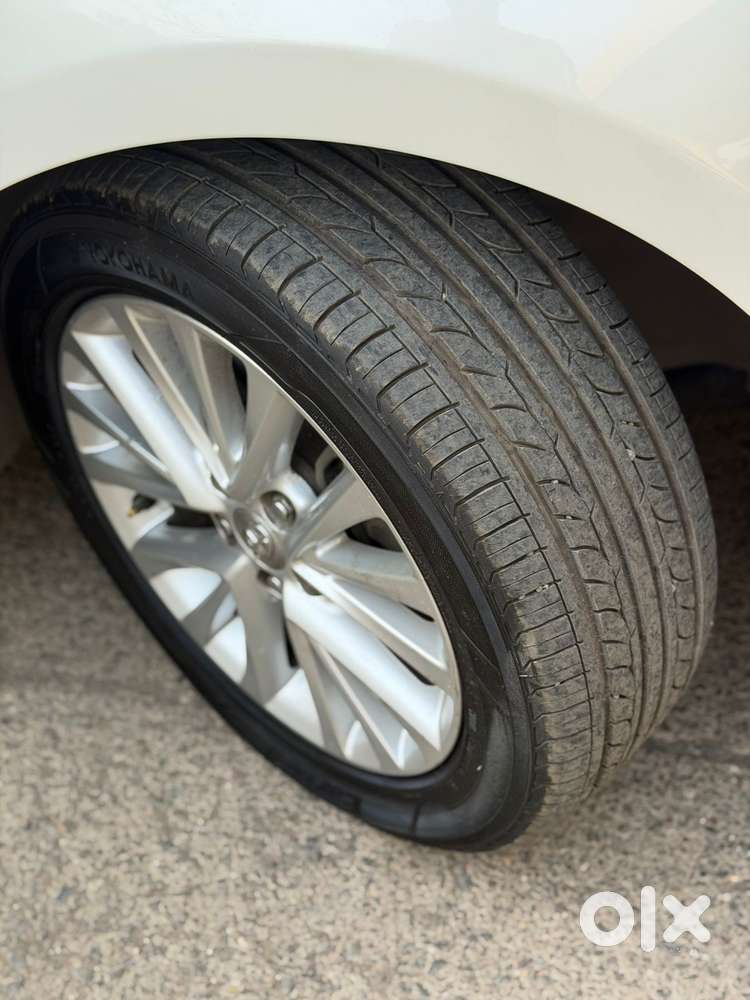 Toyota Camry Hybrid, 2016, Petrol