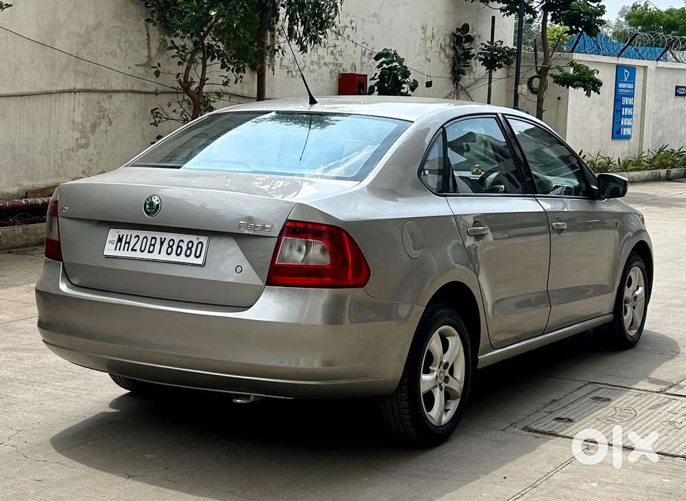 Skoda Rapid 1.6 Mpi Elegance, 2012, Diesel