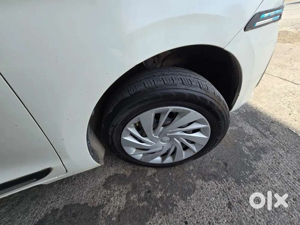 Maruti Suzuki Ertiga Vxi 2024