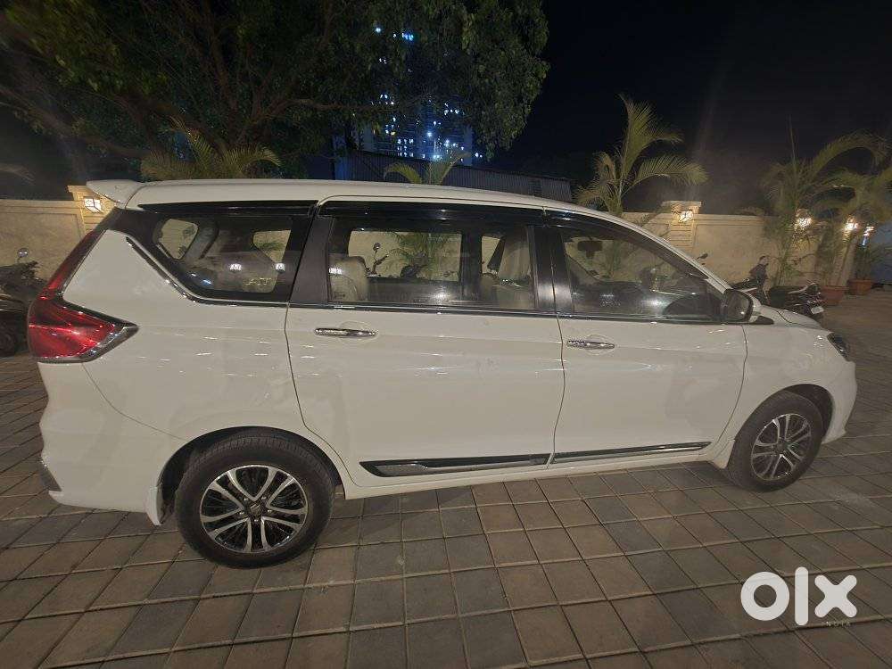 Maruti Suzuki Ertiga Zxi (o) Cng [2022-2023], 2022, Cng & Hybrids