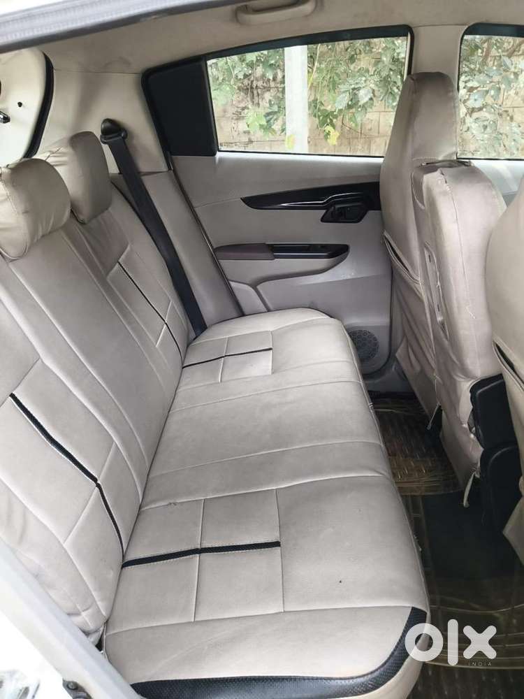 Urgent Sale Mahindra Kuv 100 2016 Petrol Good Condition