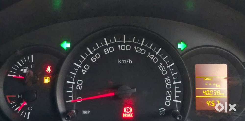 Maruti Suzuki Swift Lxi Option, 2015, Petrol