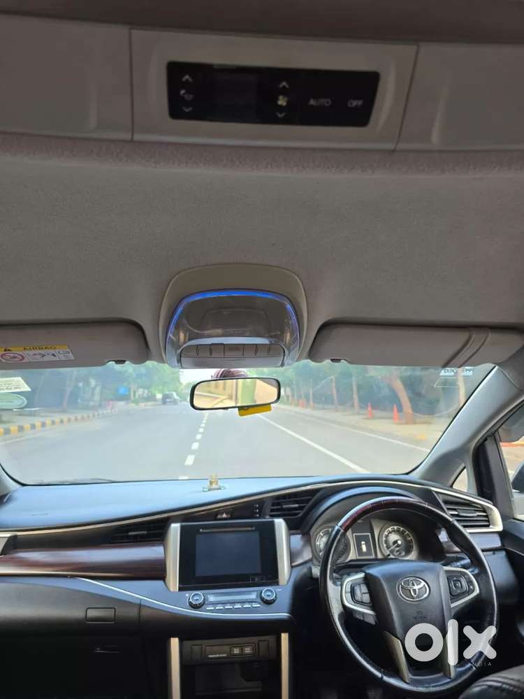 Toyota Innova Crysta [2020-ongoing] 2.4 Vx 7 Str, 2017, Diesel