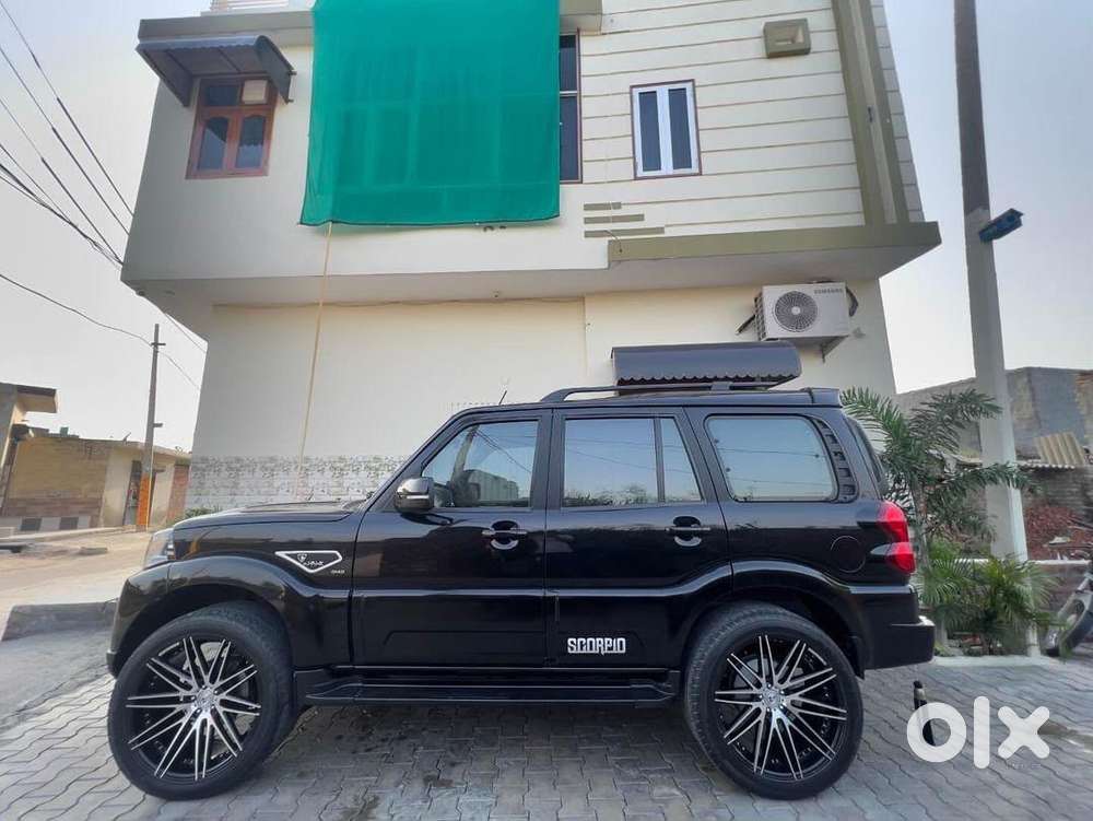 Mahindra Scorpio Classic 2021 Diesel Well Maintained
