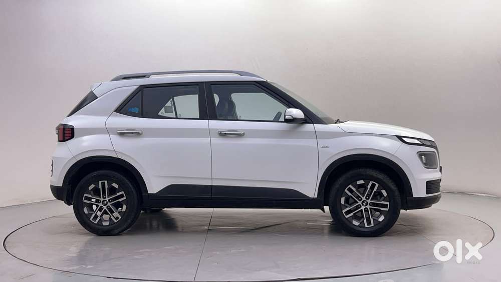 Hyundai Venue 1.0 SX (O) Turbo DCT, 2022, Petrol