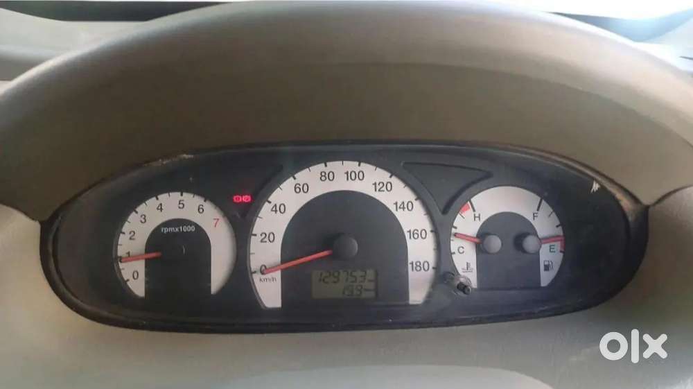 Mahindra Quanto 1.5 C4 2013 (7 Seater)