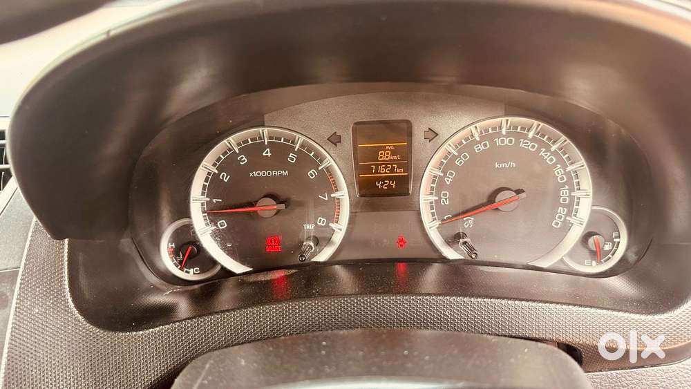 Maruti Suzuki Swift Amt Vvt Vxi, 2016, Petrol