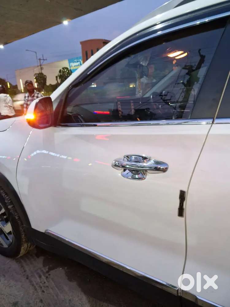 Kia Sonet (2022) | Diesel Manual