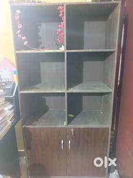 Book Almirah Buy Sell Used Furniture in India OLX