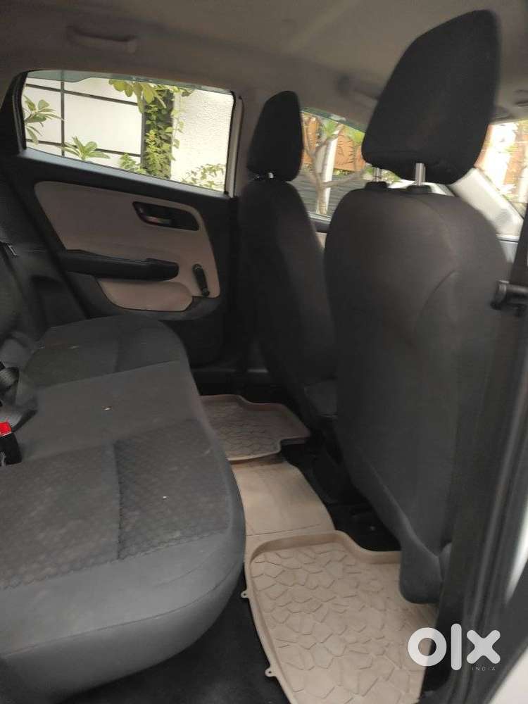 Tata Altroz 1.2 Xe, 2023, Petrol