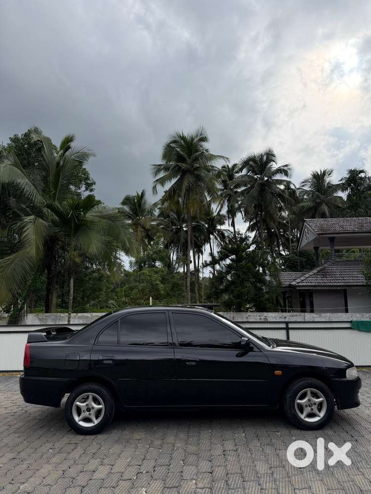 Mitsubishi Diesel Car 2005