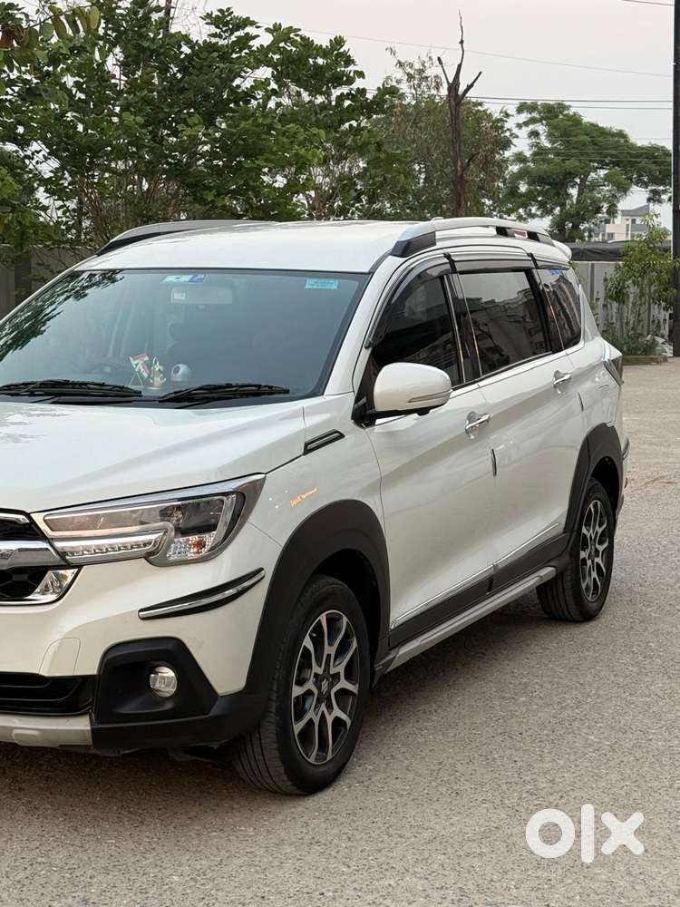 Maruti Suzuki Xl6 1.5 Alpha Plus Mt, 2022, Petrol