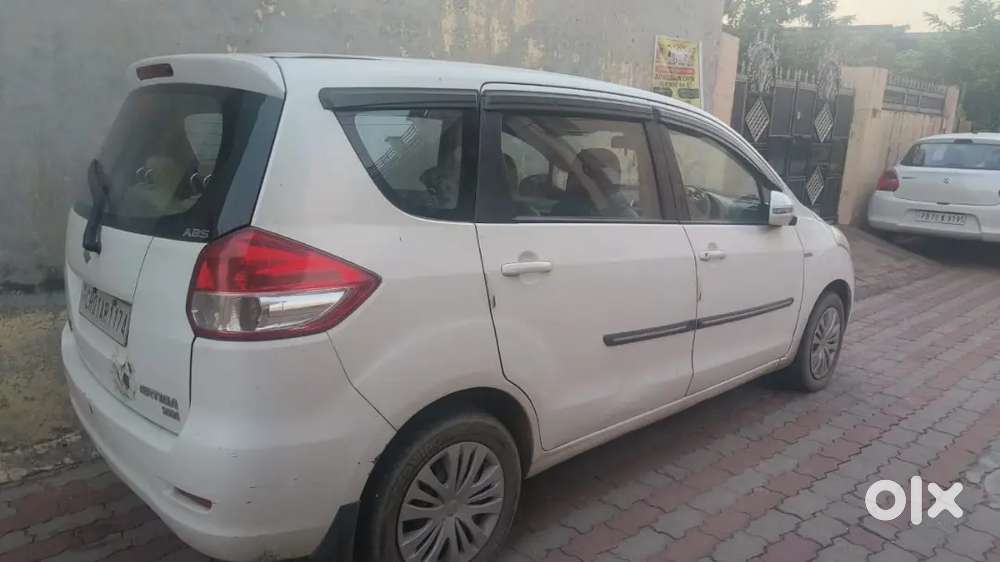 Maruti Suzuki Ertiga 2012 Diesel 111500 Km Driven.