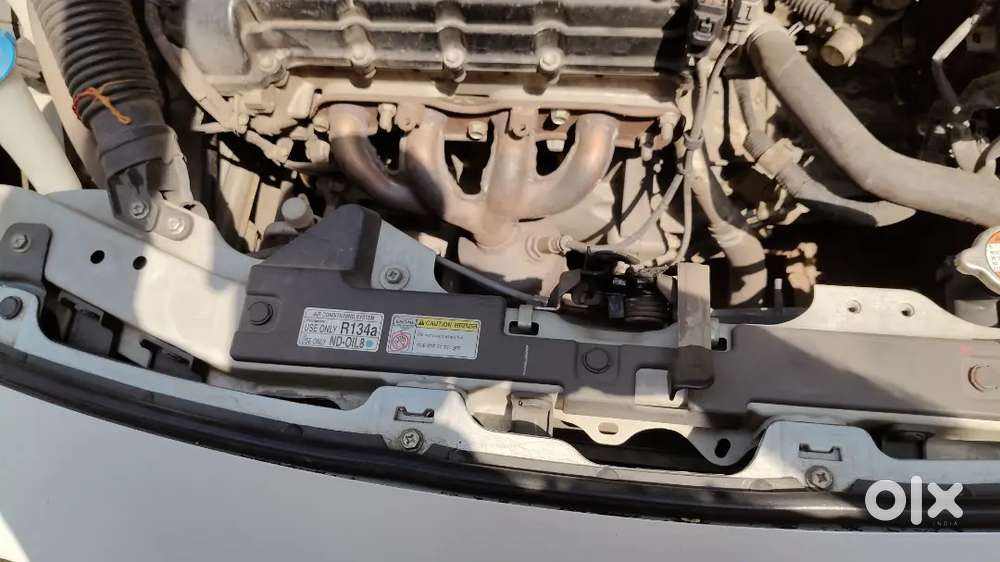 Premium Mileage Car 20+.  Nothing Extra Hidden Problem In Car.