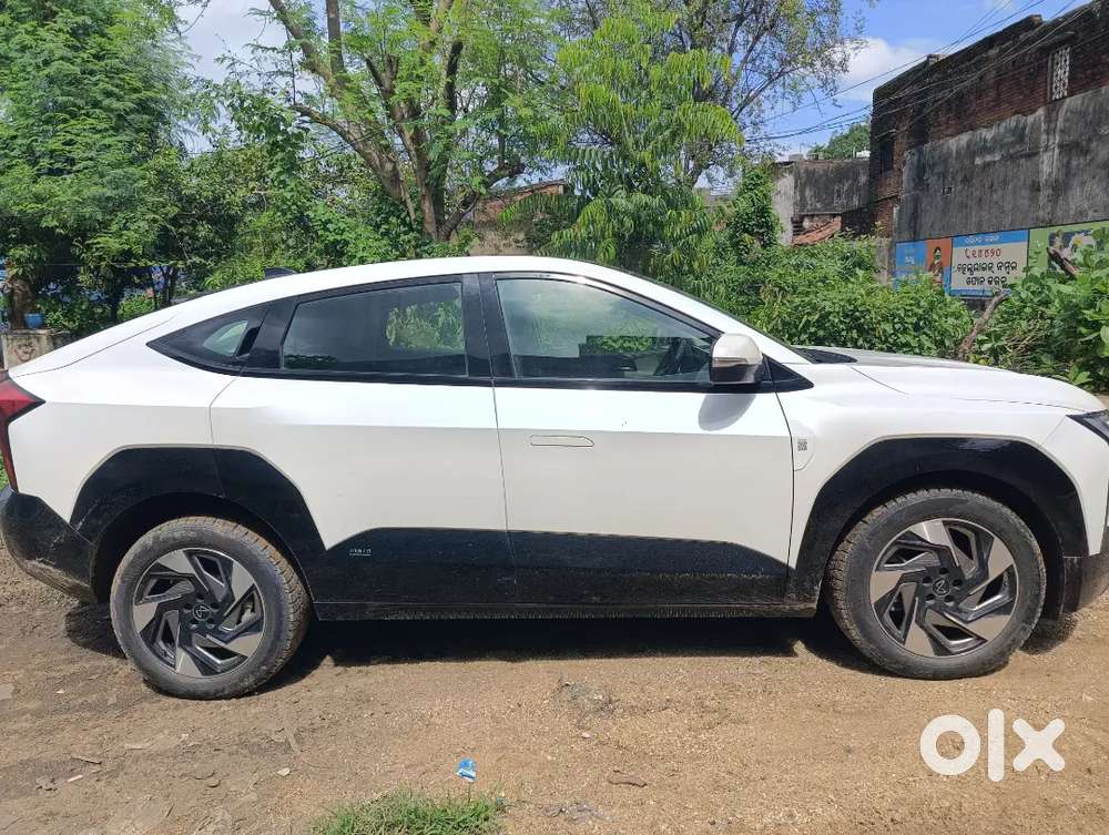 Mahindra Xev 9e 2025 Electric 92000 Km Driven