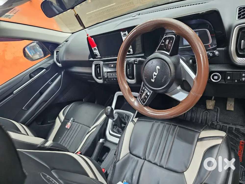 Kia Sonet 2023 Petrol 27000 Km Driven