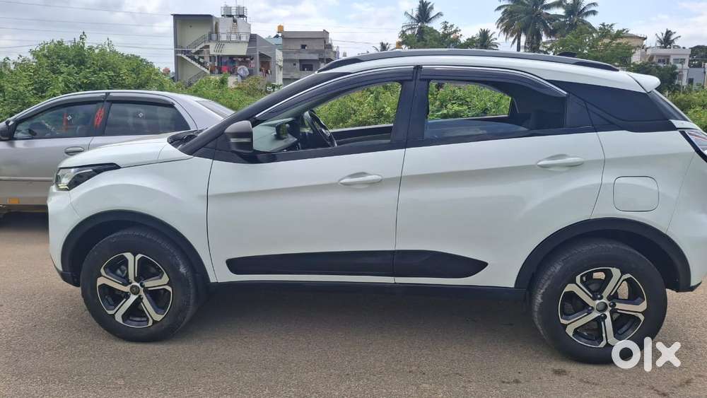 Tata Nexon 1.2 Revotron Xz Plus (s), 2023, Petrol
