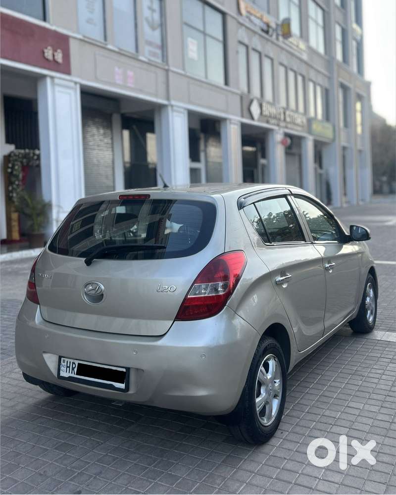 Hyundai I20 2010-2012 1.4 Asta At With Avn, 2011, Petrol