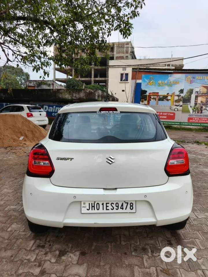 Maruti Suzuki Swift Vxi, 2022, Petrol