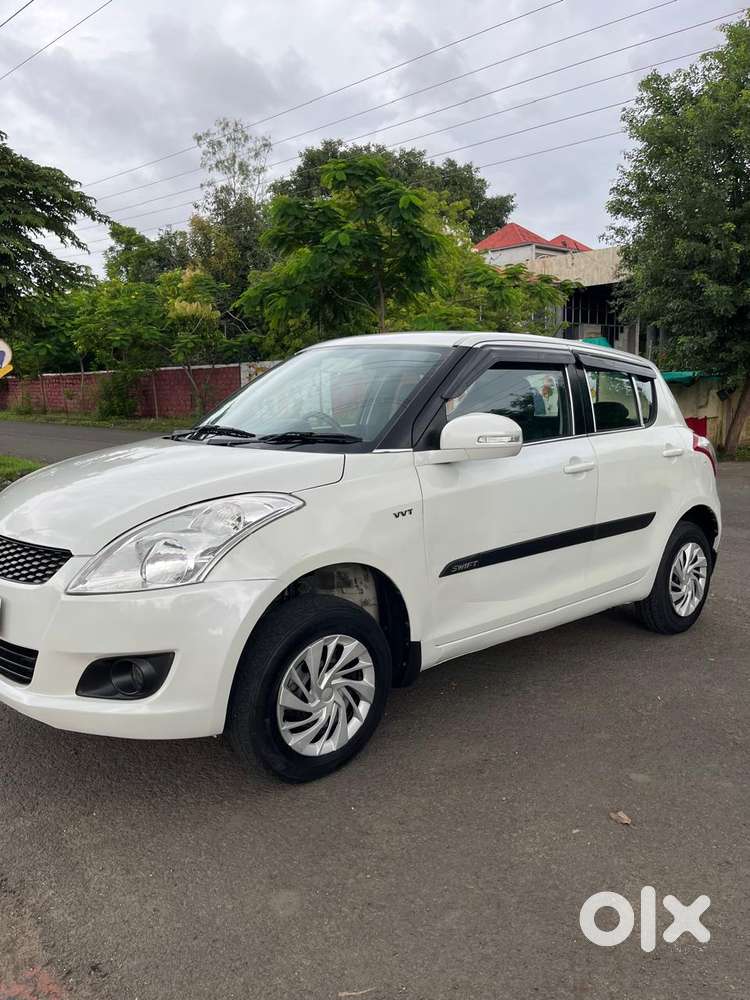 Maruti Suzuki Swift Vxi Optional, 2012, Petrol